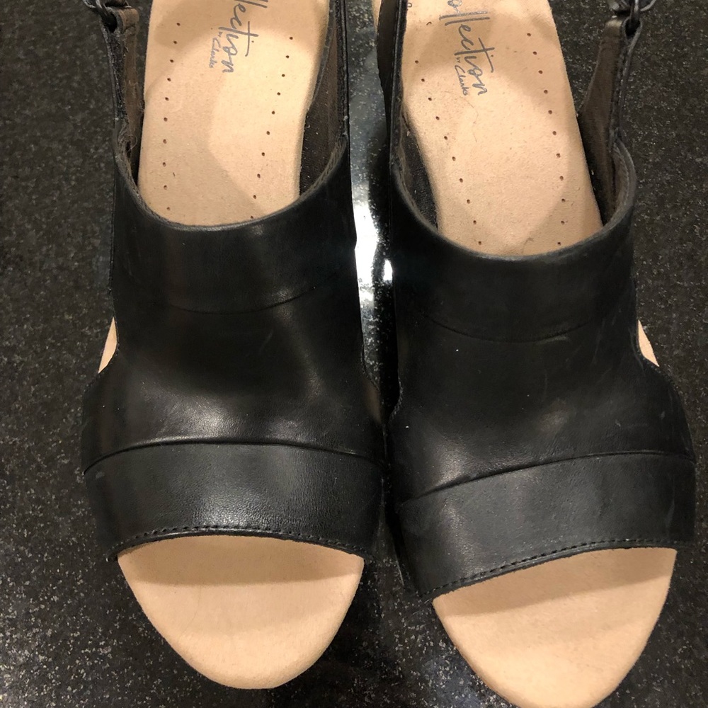 Comfy Black leather 9.5 cork platform heel sandal
